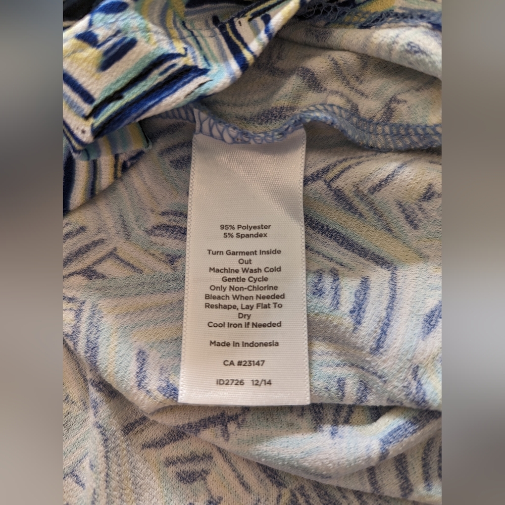 Talbots Twist V-Neck Sleeveless Top ~ Blue & Yellow Geo Print   Size 2X - Picture 5 of 5